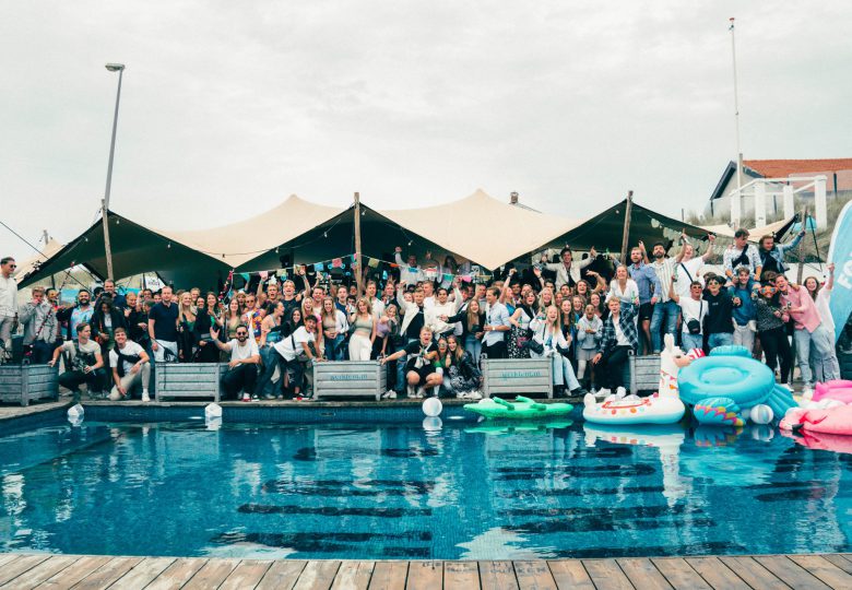 Fonky Fest 2022: Dansjes, discobeats en duiken in het zwembad 🦩